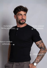 Camiseta Henley Canelada Preta CW STORE