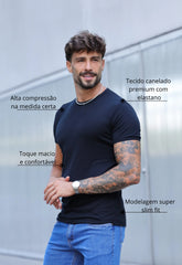 Camiseta Slim Canelada com Elastano Preto CW STORE