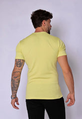 CAMISETA SLIM HENLEY CANELADA AMARELA - CW STORE