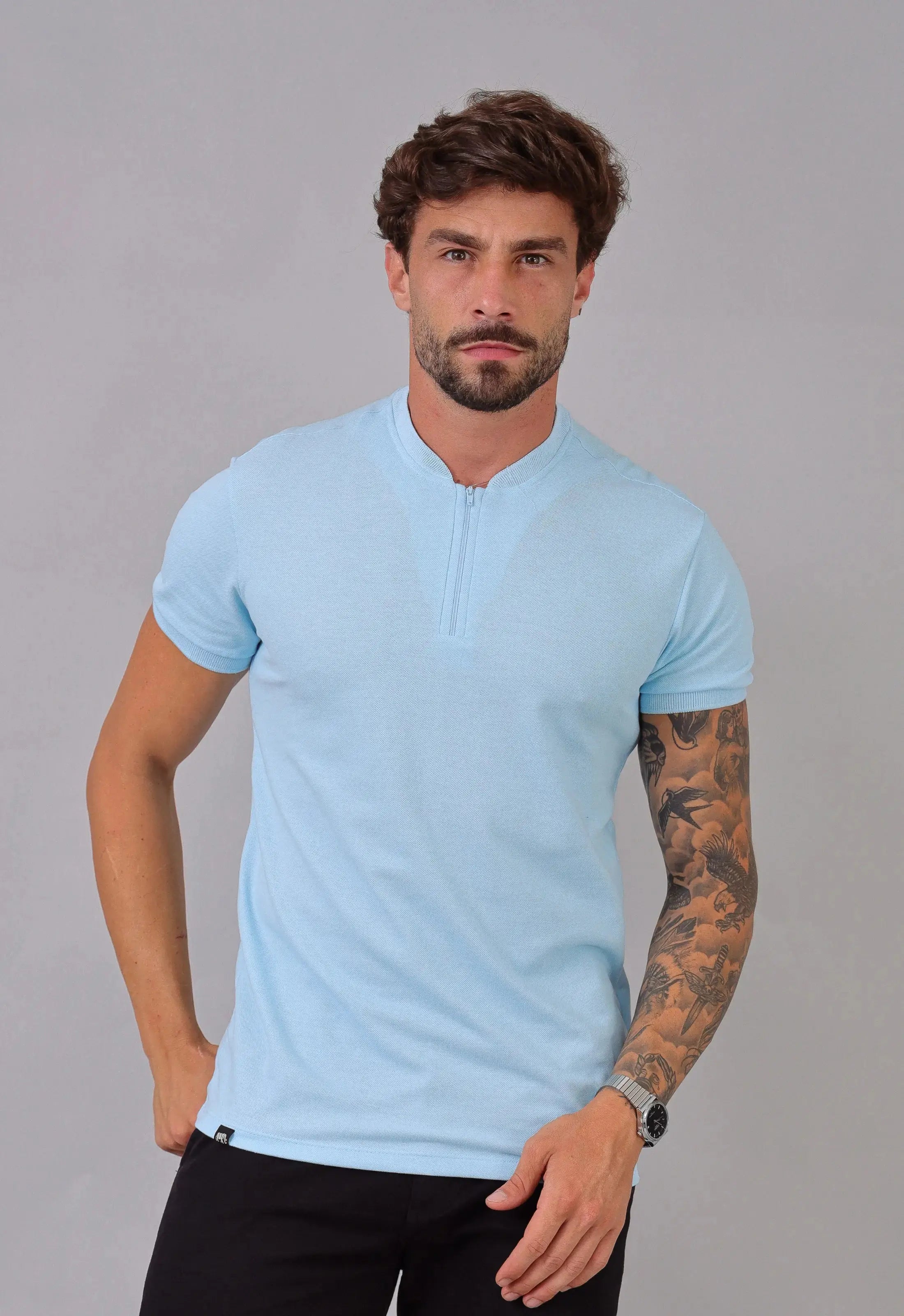 Camiseta Gola Padre Zíper Azul Claro CW STORE