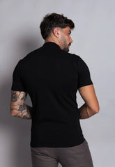 Camiseta Slim Gola Alta Preta CW STORE