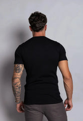 CAMISETA SLIM HENLEY CANELADA PRETA - CW STORE