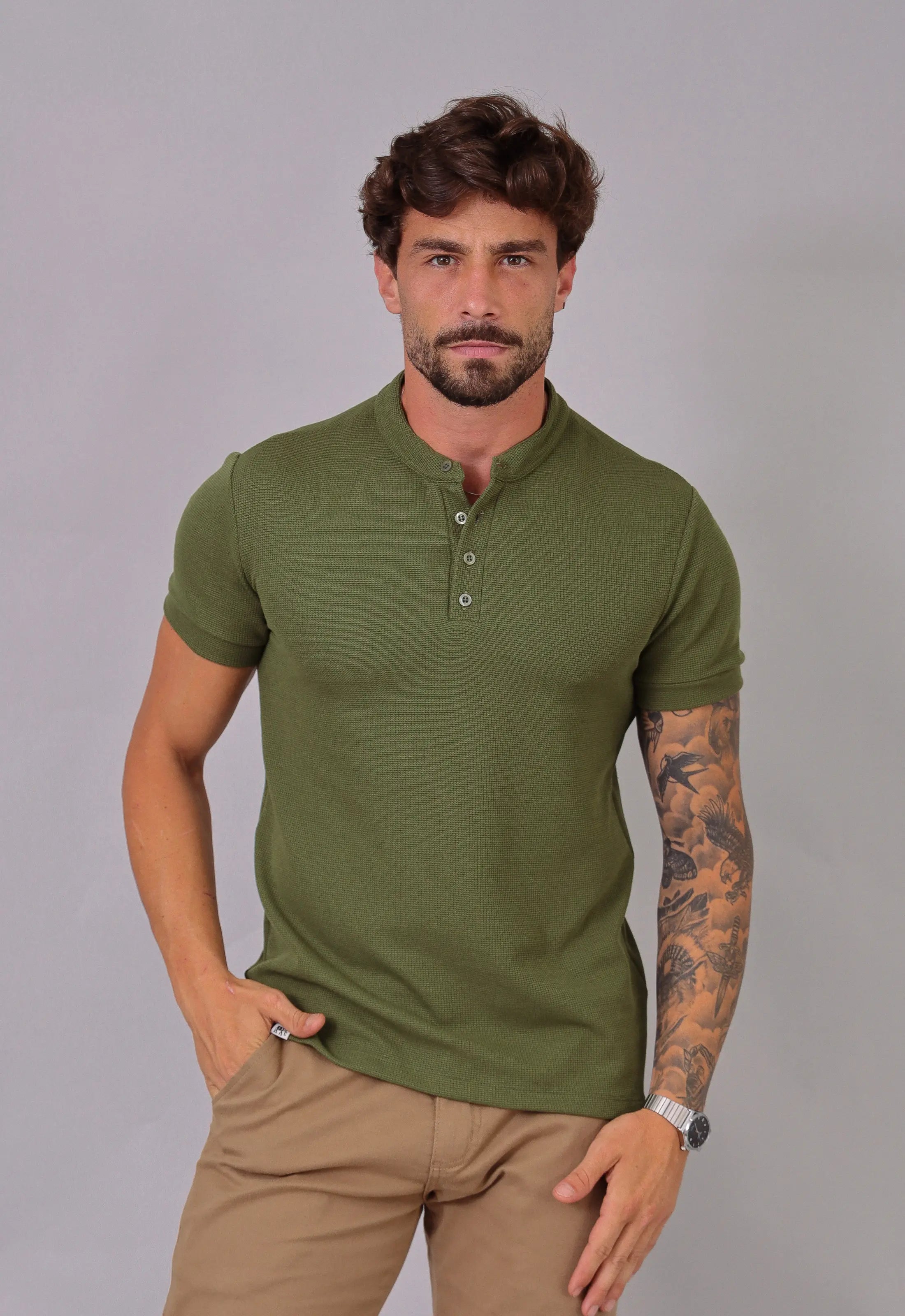 Camiseta Henley Slim Tricot com Elastano Verde CW STORE