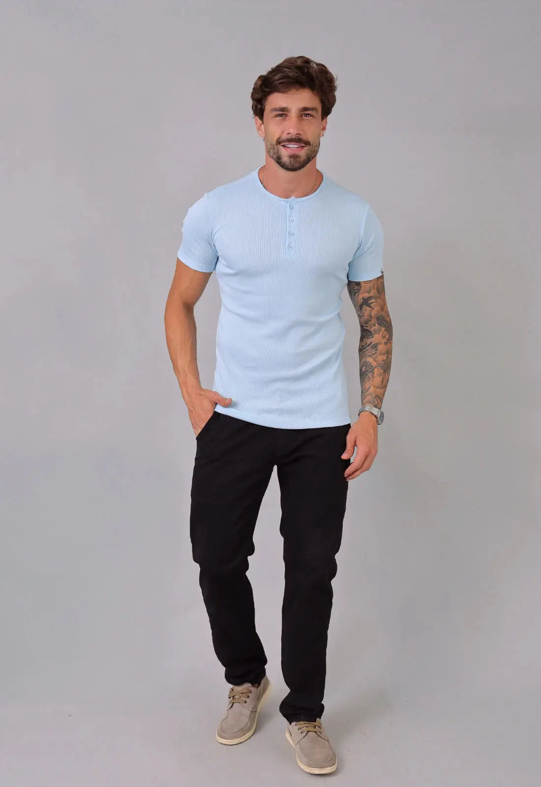 Camiseta Henley Canelada Azul Claro CW STORE