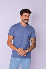 CAMISETA GOLA PADRE COM ZÍPER