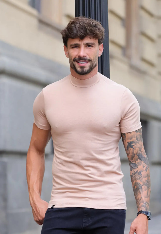 Camiseta Slim Gola Alta Bege