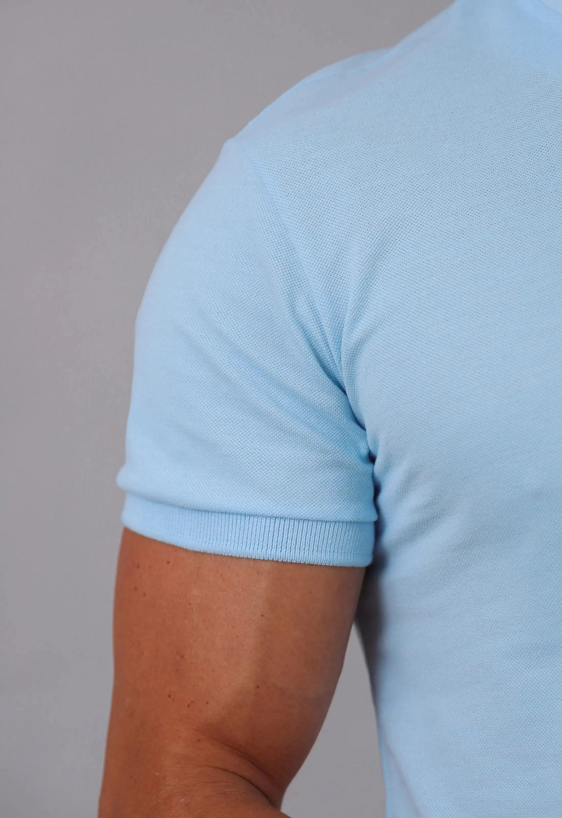 Camiseta Gola Padre Zíper Azul Claro CW STORE