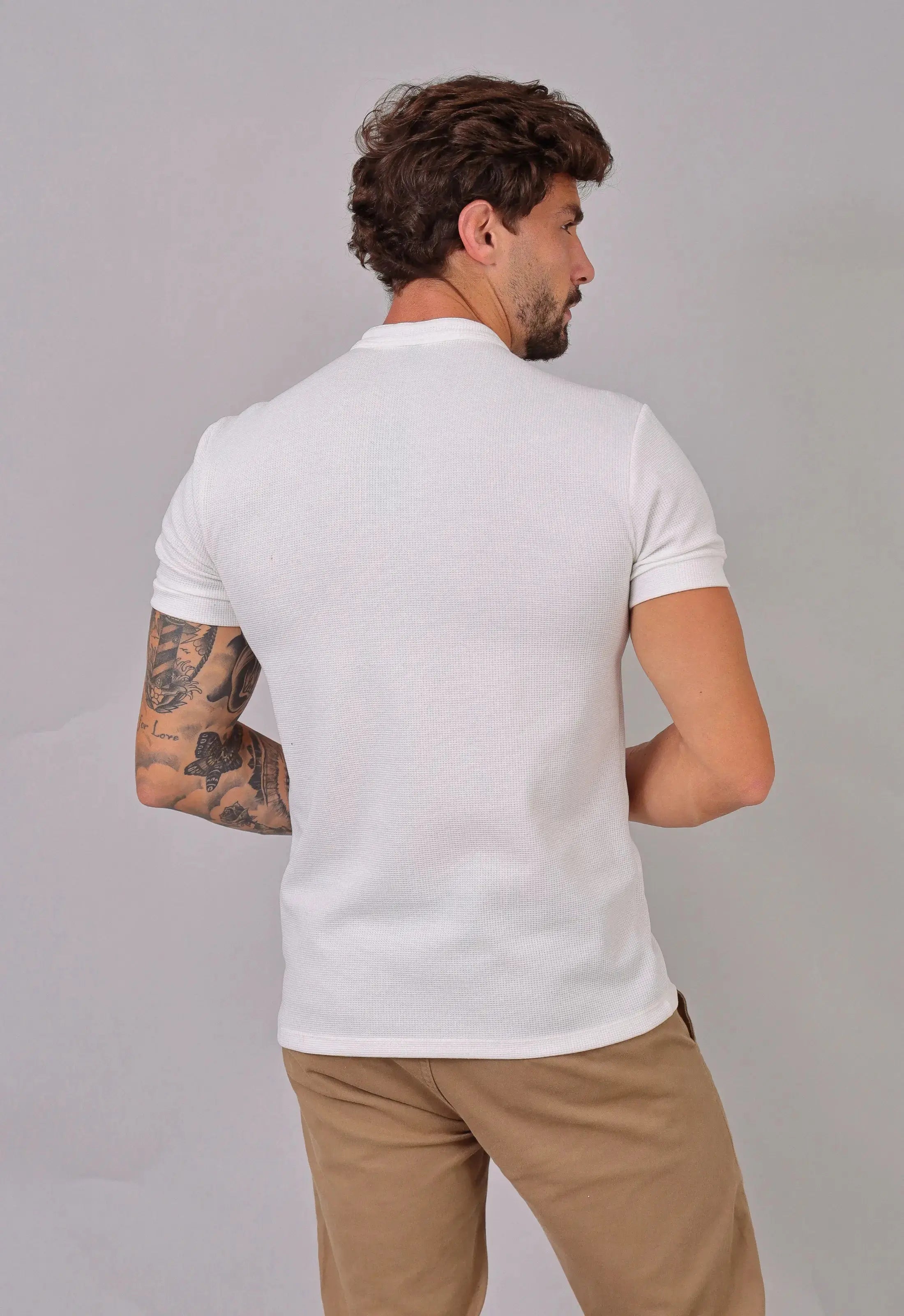 Camiseta Henley Slim Tricot com Elastano Branca CW STORE