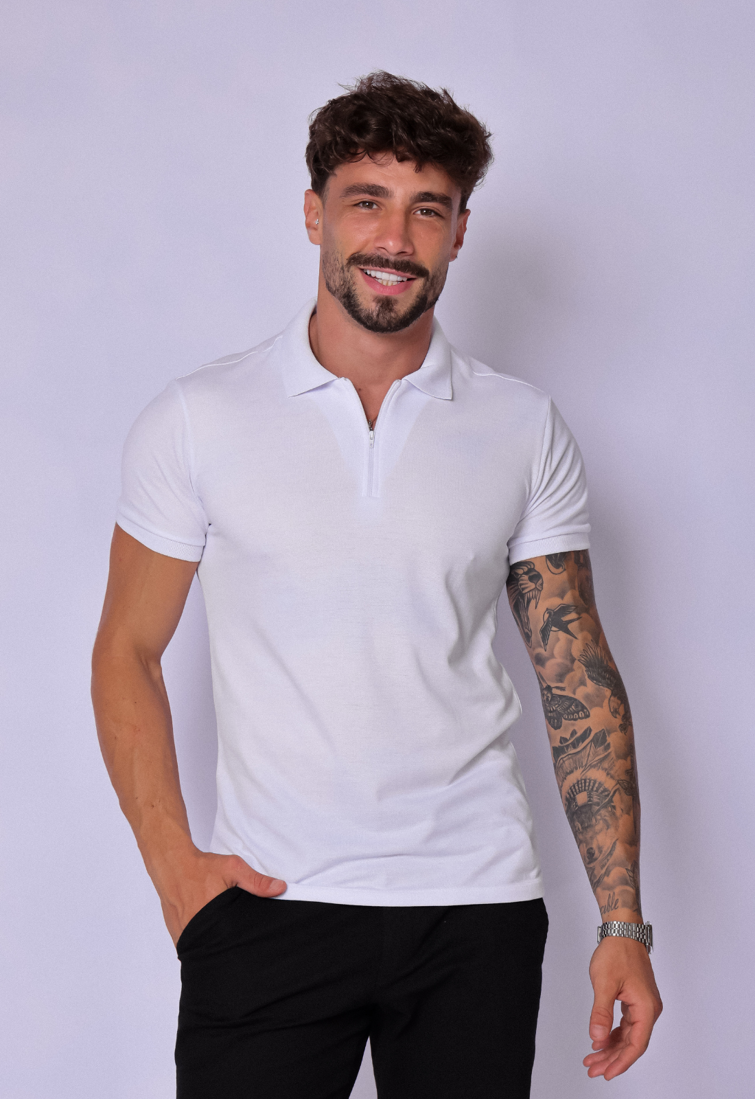 POLO SLIM PIQUET COM ZÍPER BRANCO