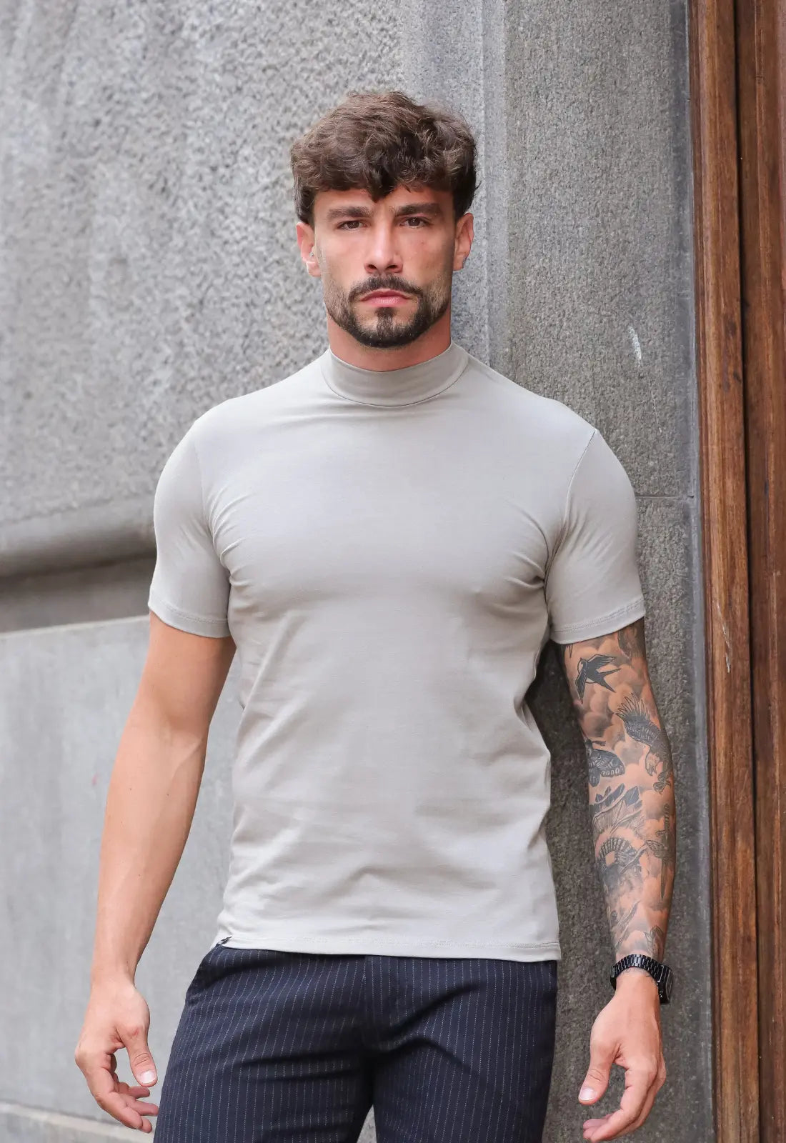 Camiseta Masculina Gola Alta Verde