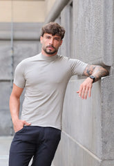 Camiseta Masculina Gola Alta Verde