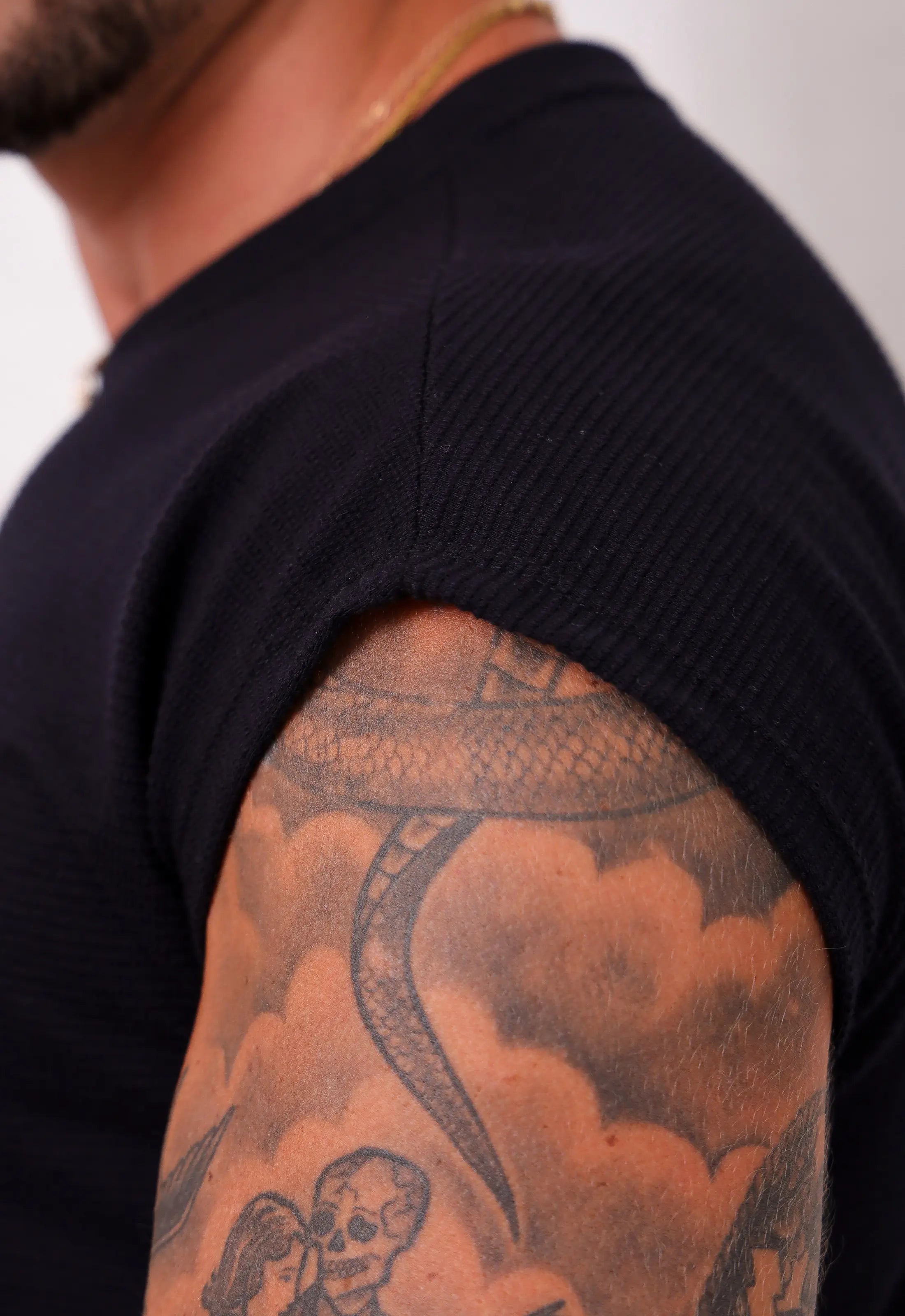 Camiseta Regata Tricot Preta CW STORE