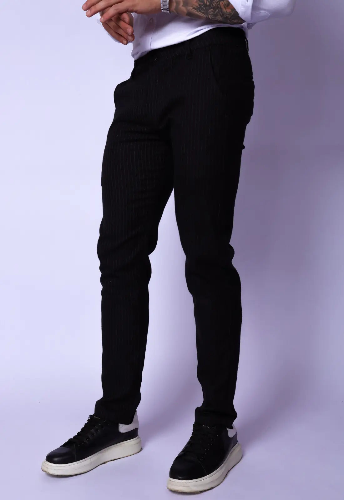 CALÇA RISCA DE GIZ COM ELASTANO PRETO