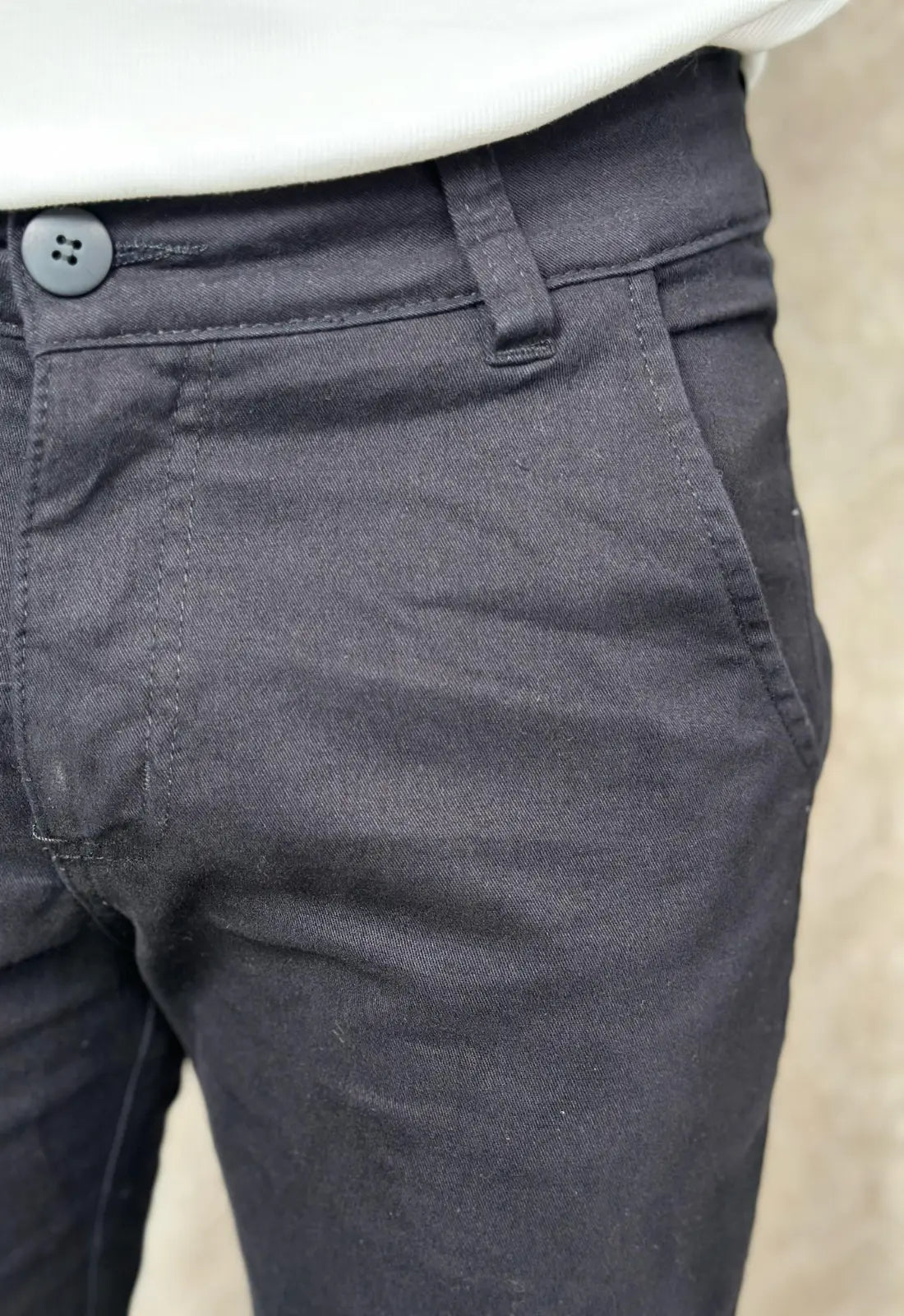 Calça Alfaiataria em Sarja com Elastano Preto CW STORE