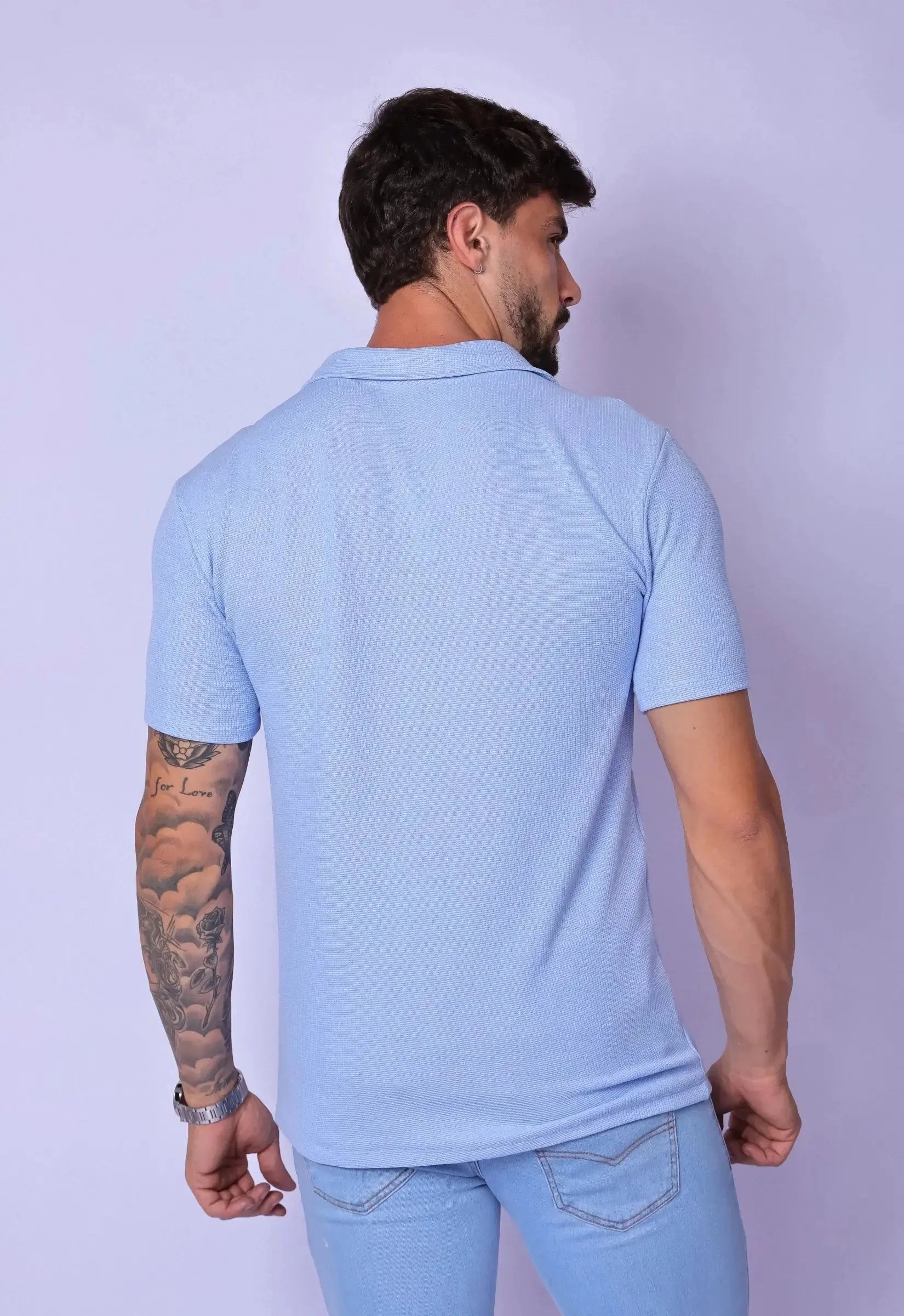 Camisa Polo Italiana Tricot Masculina Azul Claro – conforto e elegância para o dia a dia | CW Store