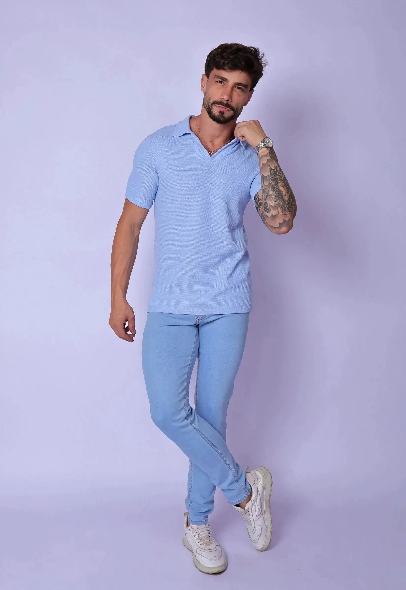 Camisa Polo Italiana Tricot Masculina Azul Claro – toque macio e textura sofisticada | CW Store
