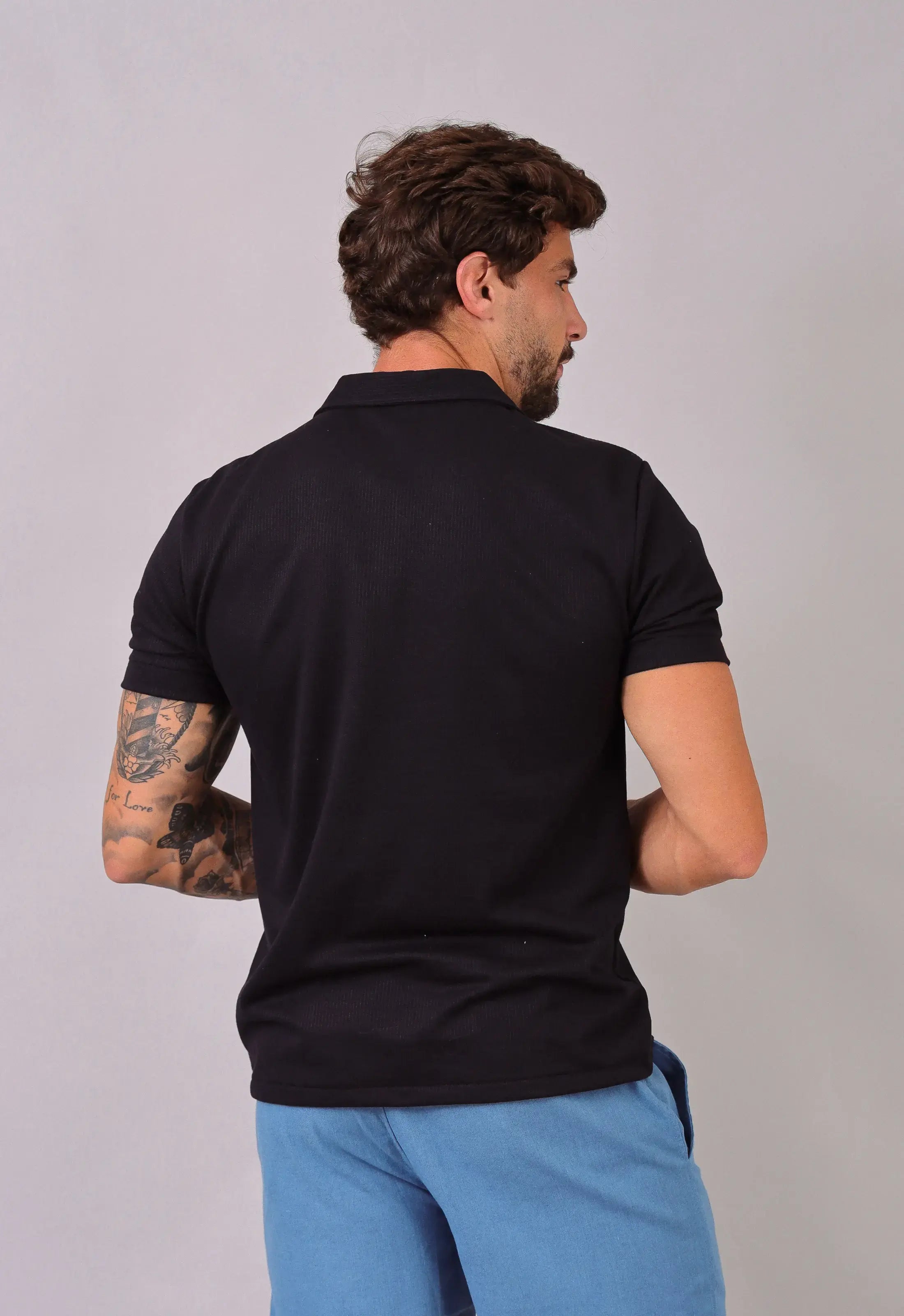 Camisa Masculina Slim Canelada Preta – acabamento refinado | CW Store