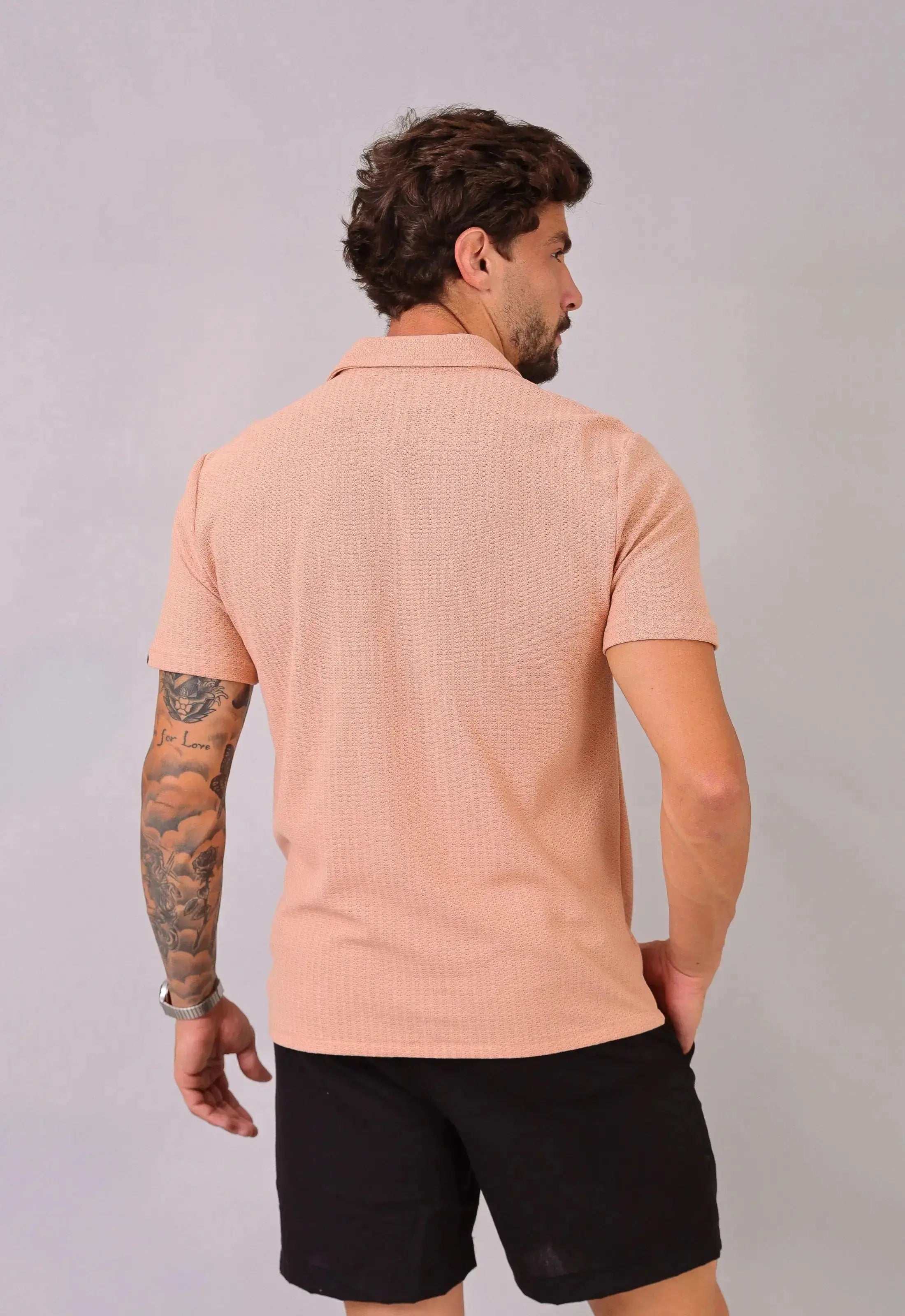 Camisa Masculina Tricot Bege – acabamento refinado | CW Store