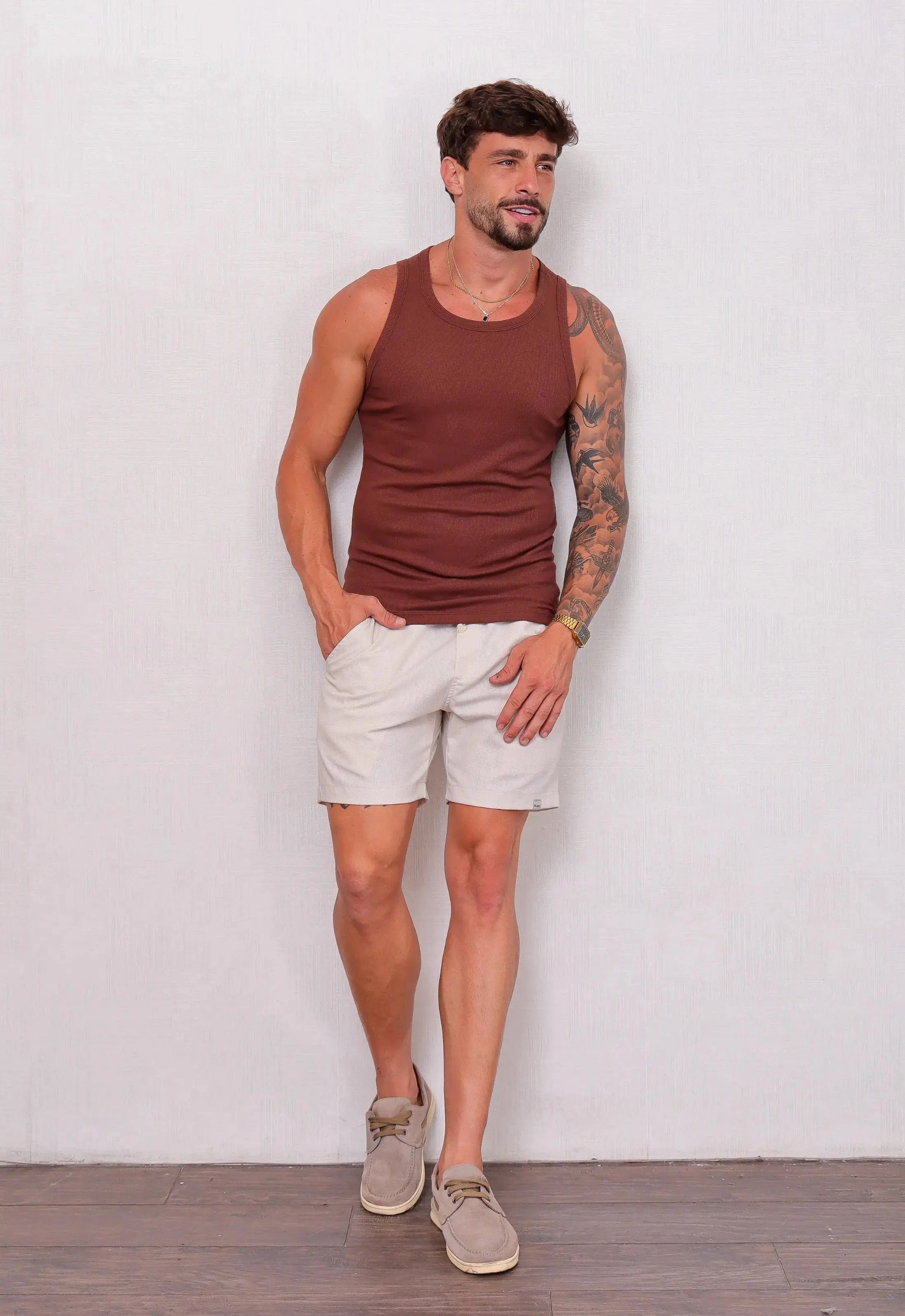 Camiseta Regata Americana Masculina Marrom – ideal para o verão e looks casuais | CW Store