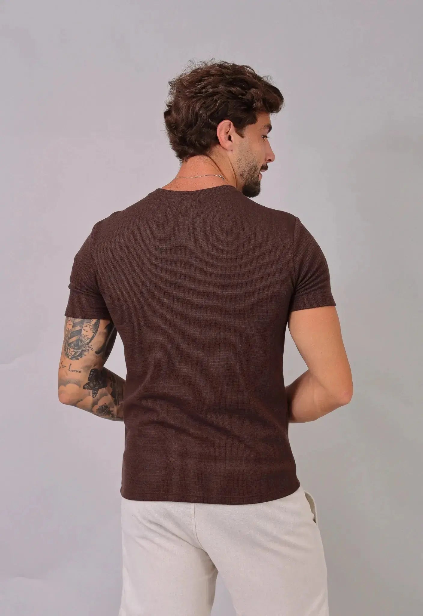Camiseta Masculina Tricot Marrom Café – conforto e estilo minimalista | CW Store