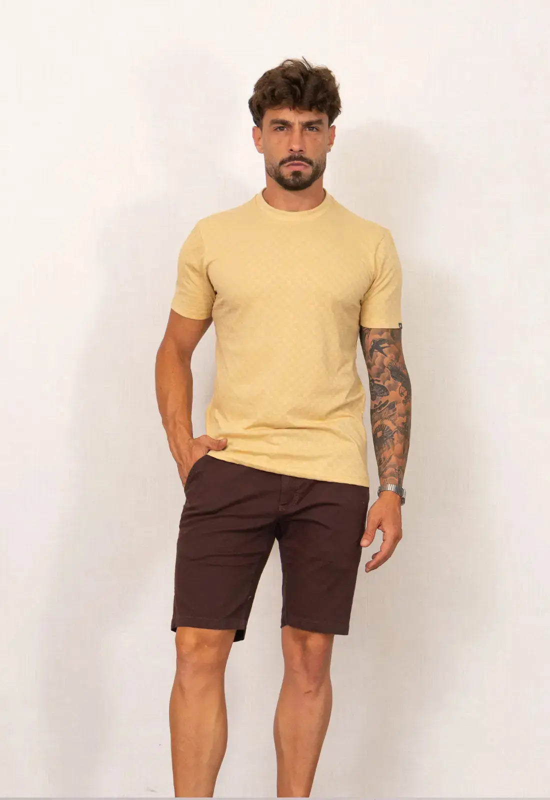 Camiseta Masculina Tricot Xadrez Bege – conforto e estilo minimalista | CW Store
