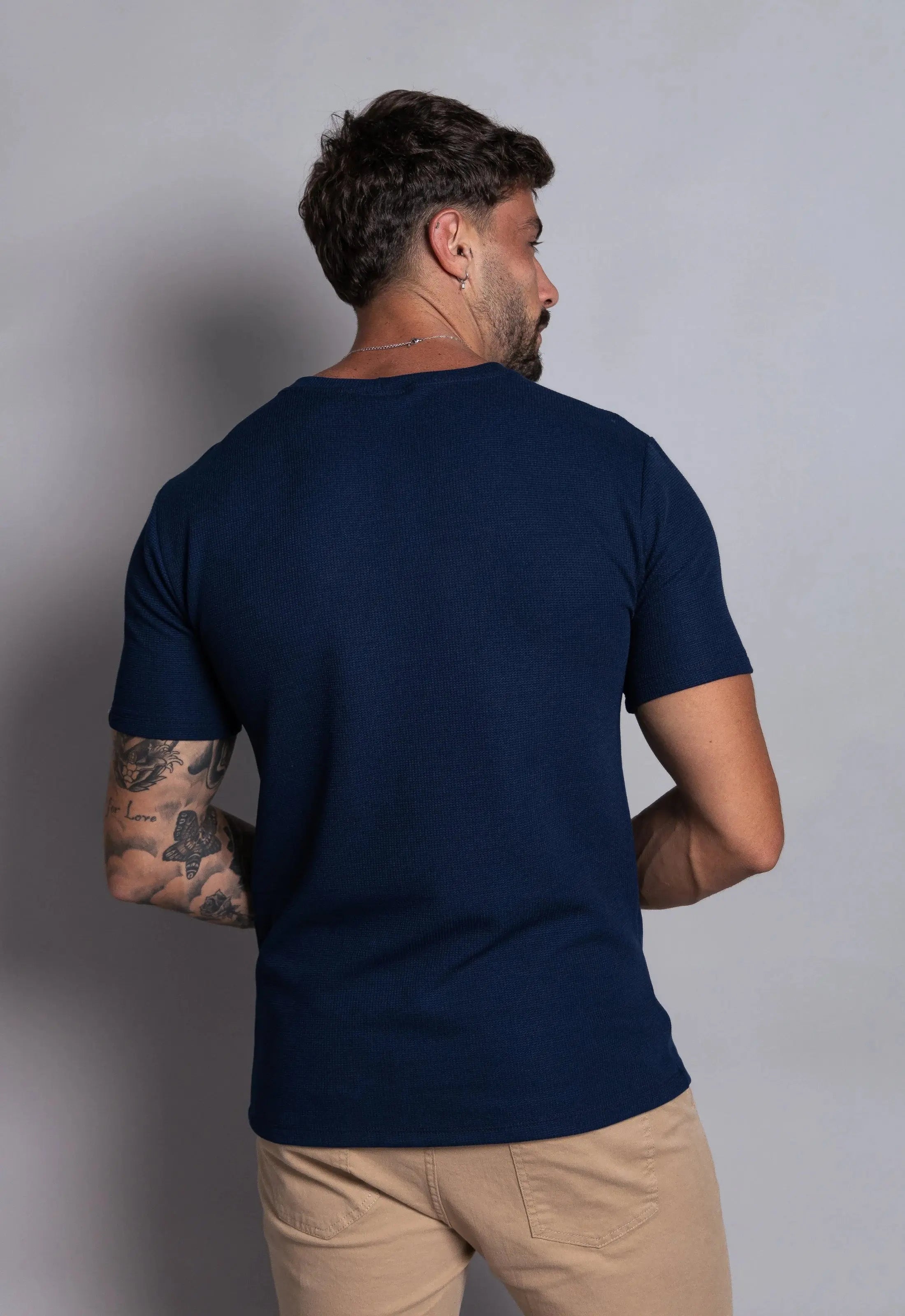 Camiseta Masculina Tricot Azul Marinho – conforto e estilo minimalista | CW Store